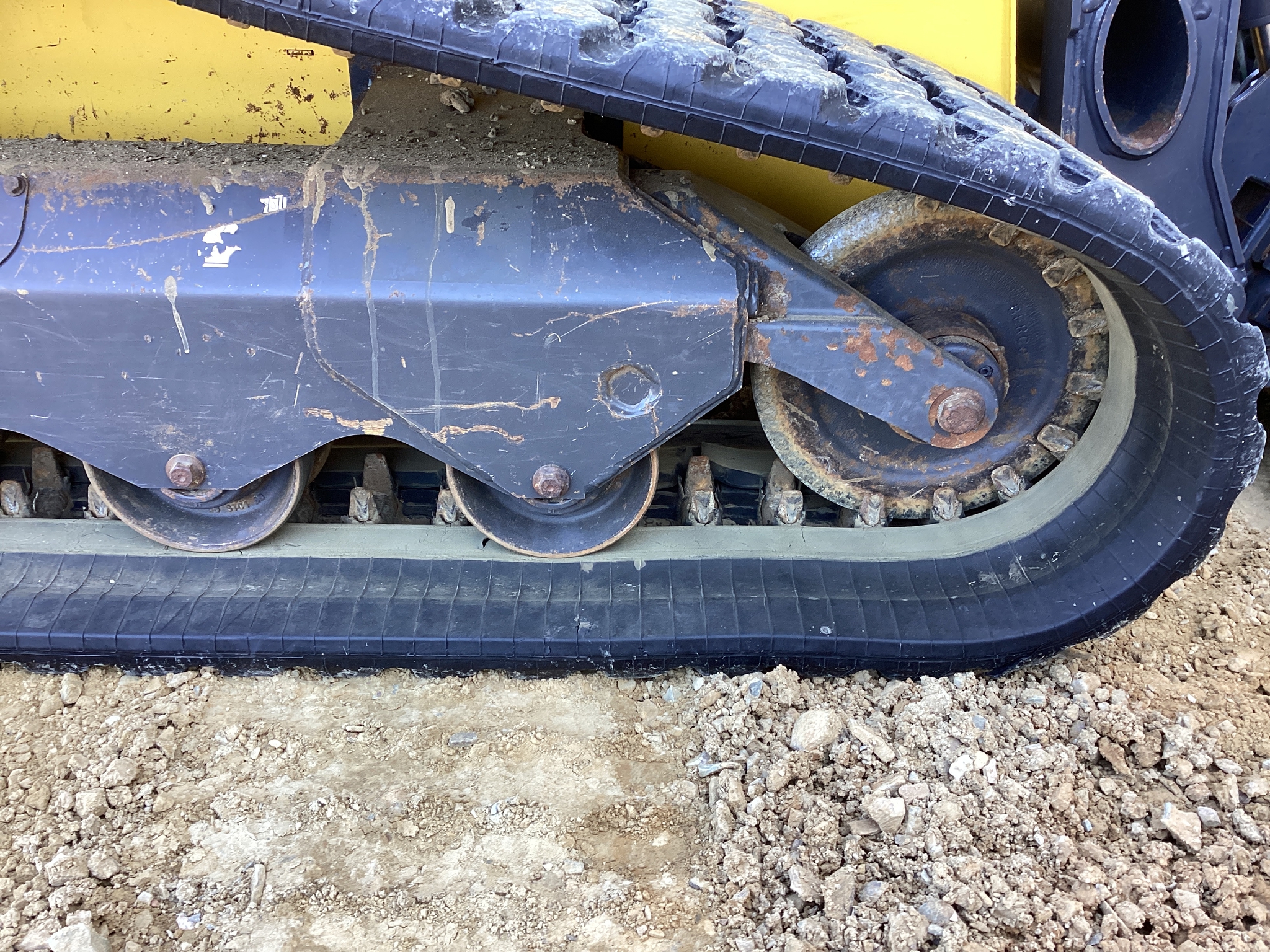 2021 New Holland C337 Image 23