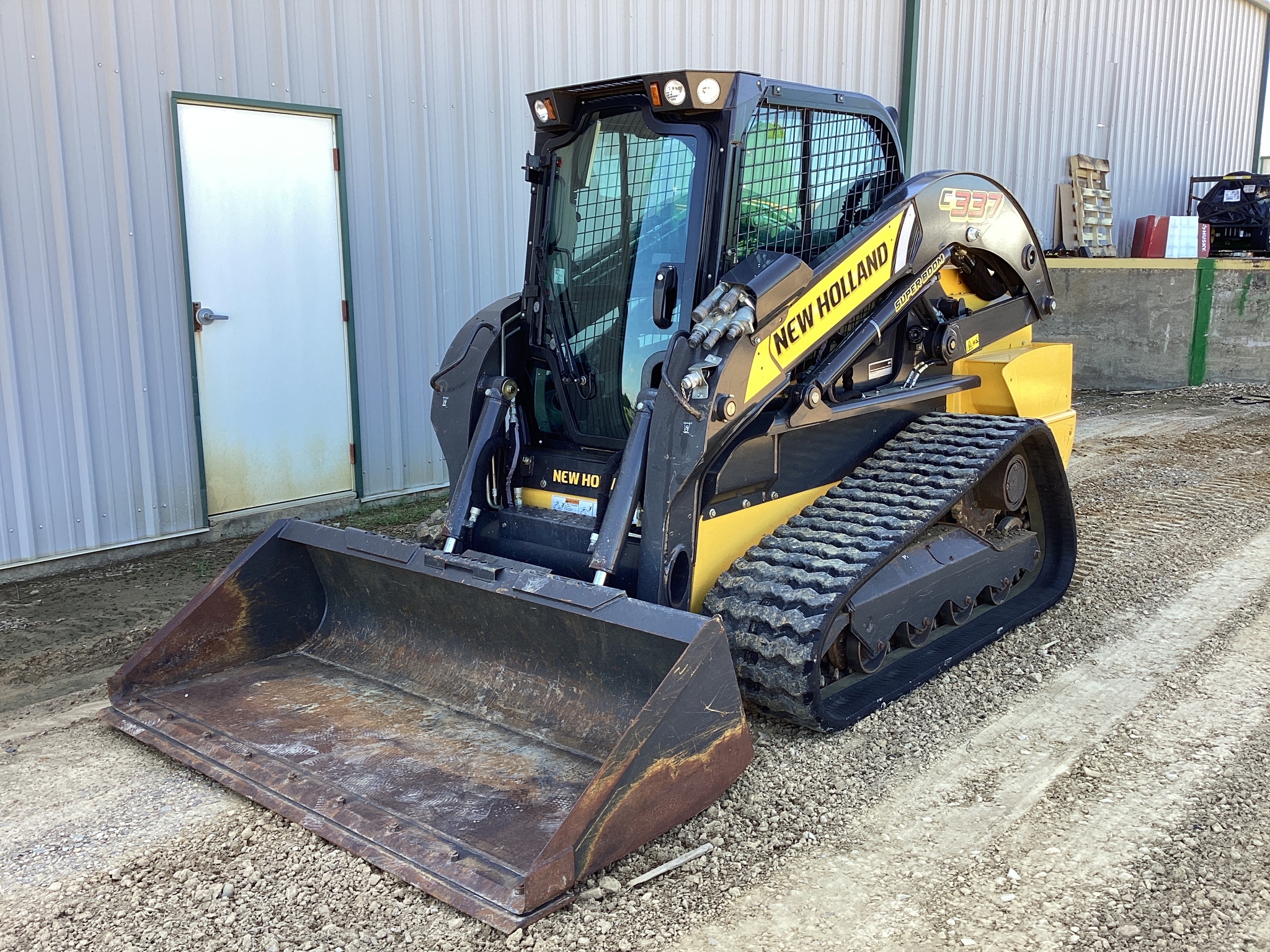 2021 New Holland C337 Image 2