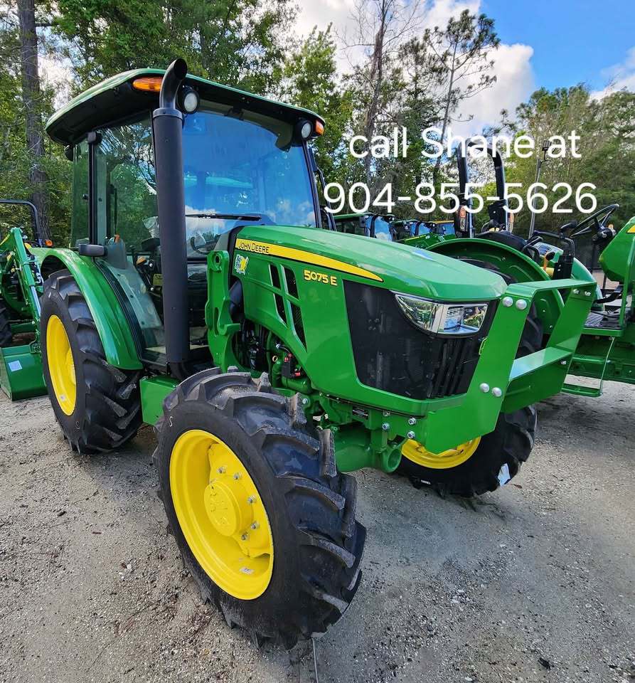 2025 John Deere 5075E Image 1