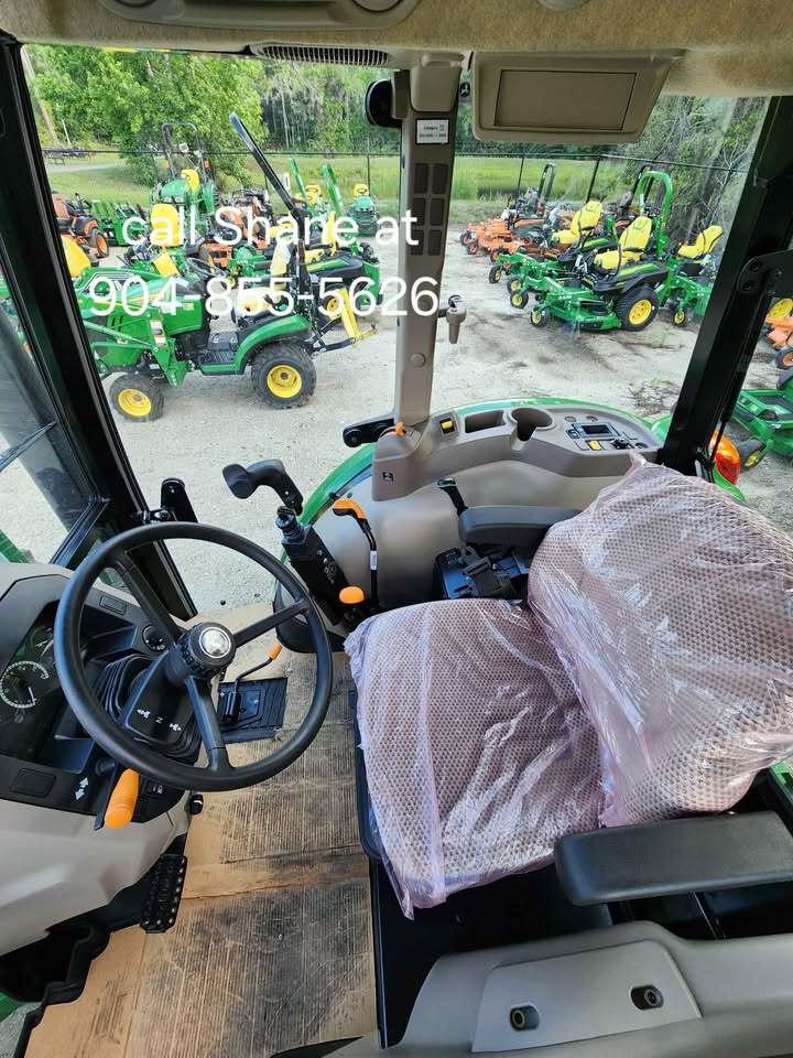 2025 John Deere 5075E Image 6