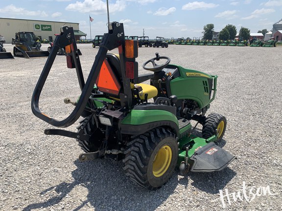 Photo of 2018 John Deere 1025R