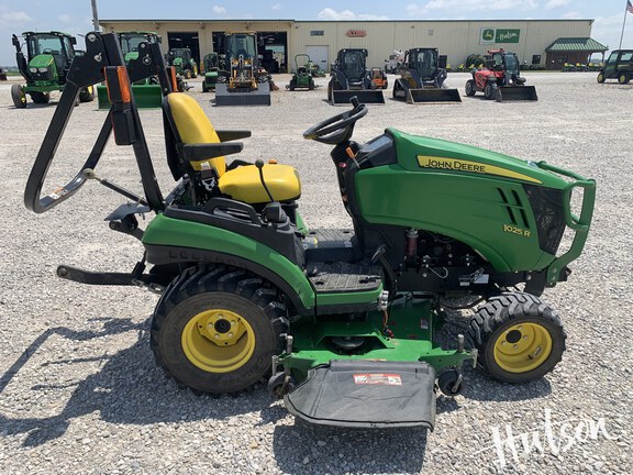 Photo of 2018 John Deere 1025R