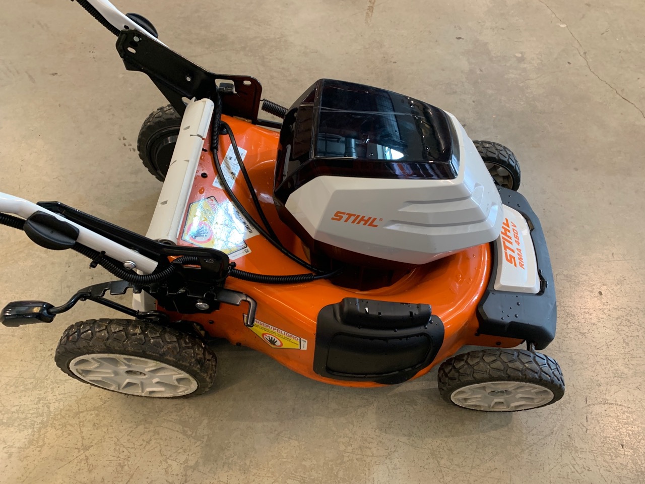 2024 Stihl RMA460V Image 2