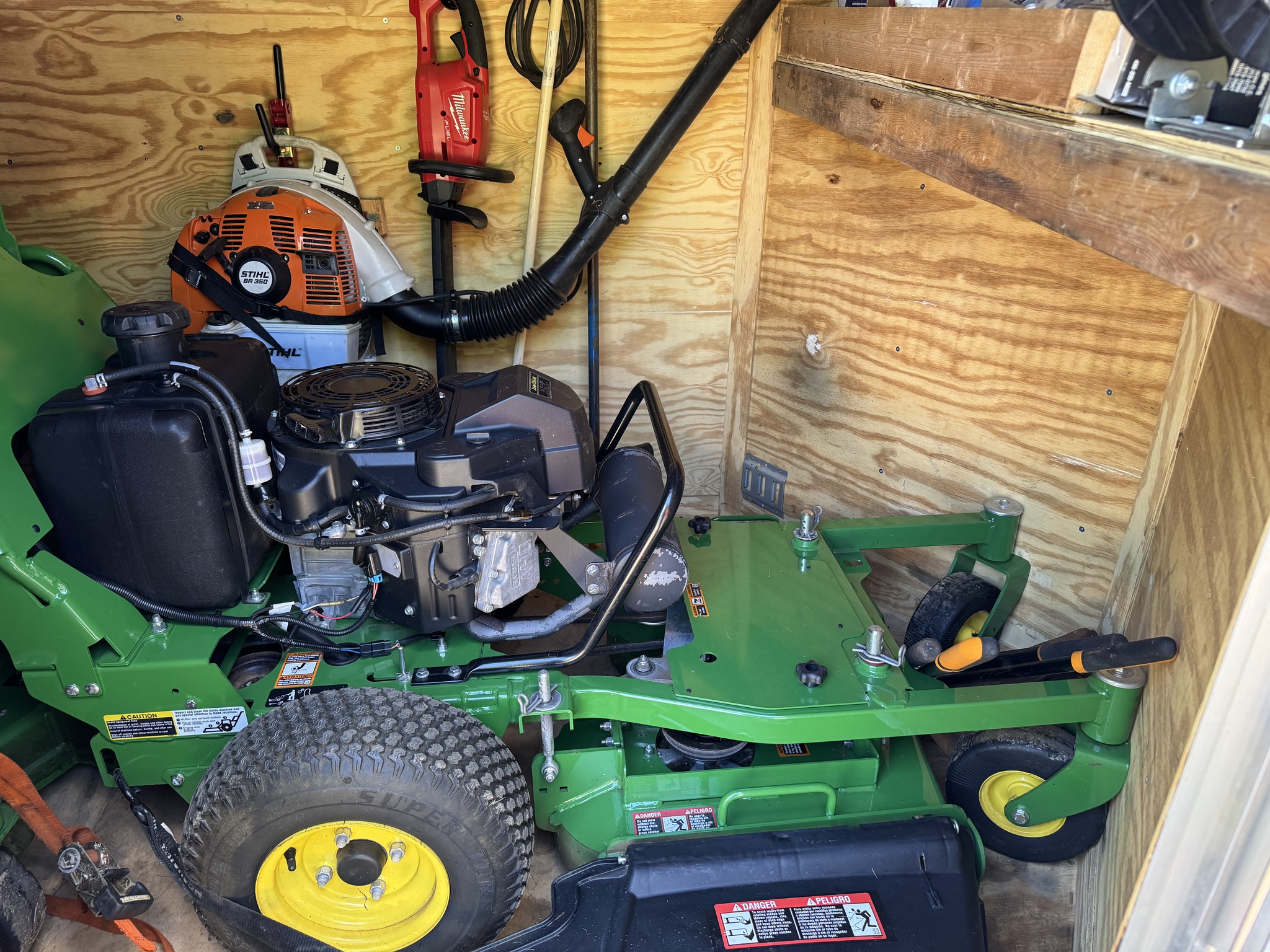 2022 John Deere W36M Image 2