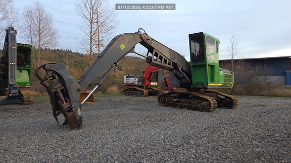 2016 John Deere 3156G