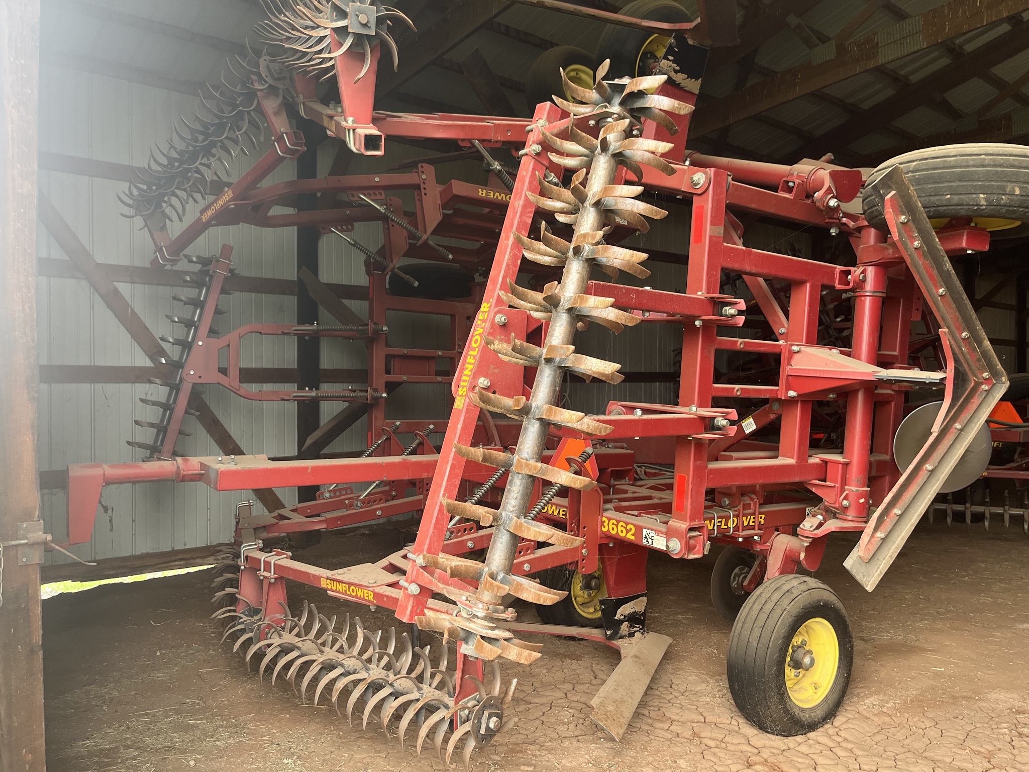 2001 Sunflower 3662-30 Image 18