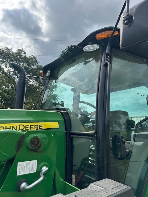 2024 John Deere 6120E Cab Image 15