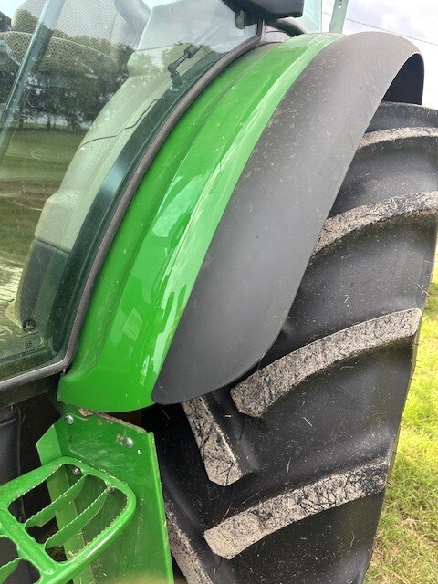 2024 John Deere 6120E Cab Image 18