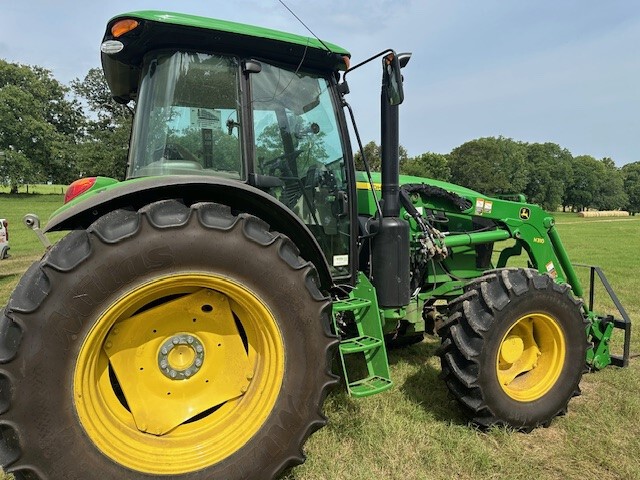 2024 John Deere 6120E Cab Image 4