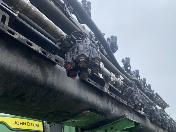 2024 John Deere 616R - Photo13