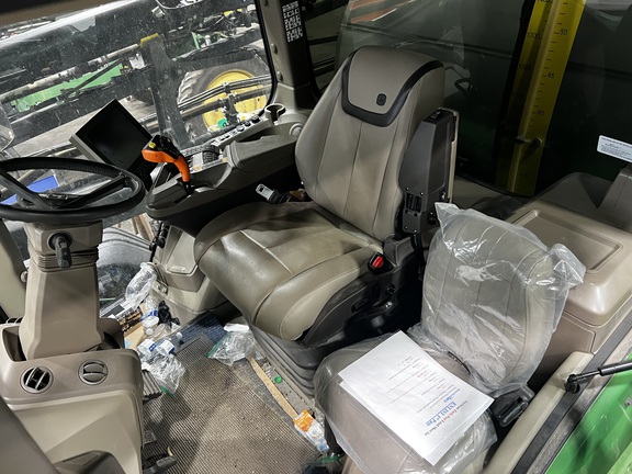 2024 John Deere 616R - Photo17