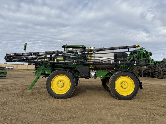 2024 John Deere 616R - Photo6