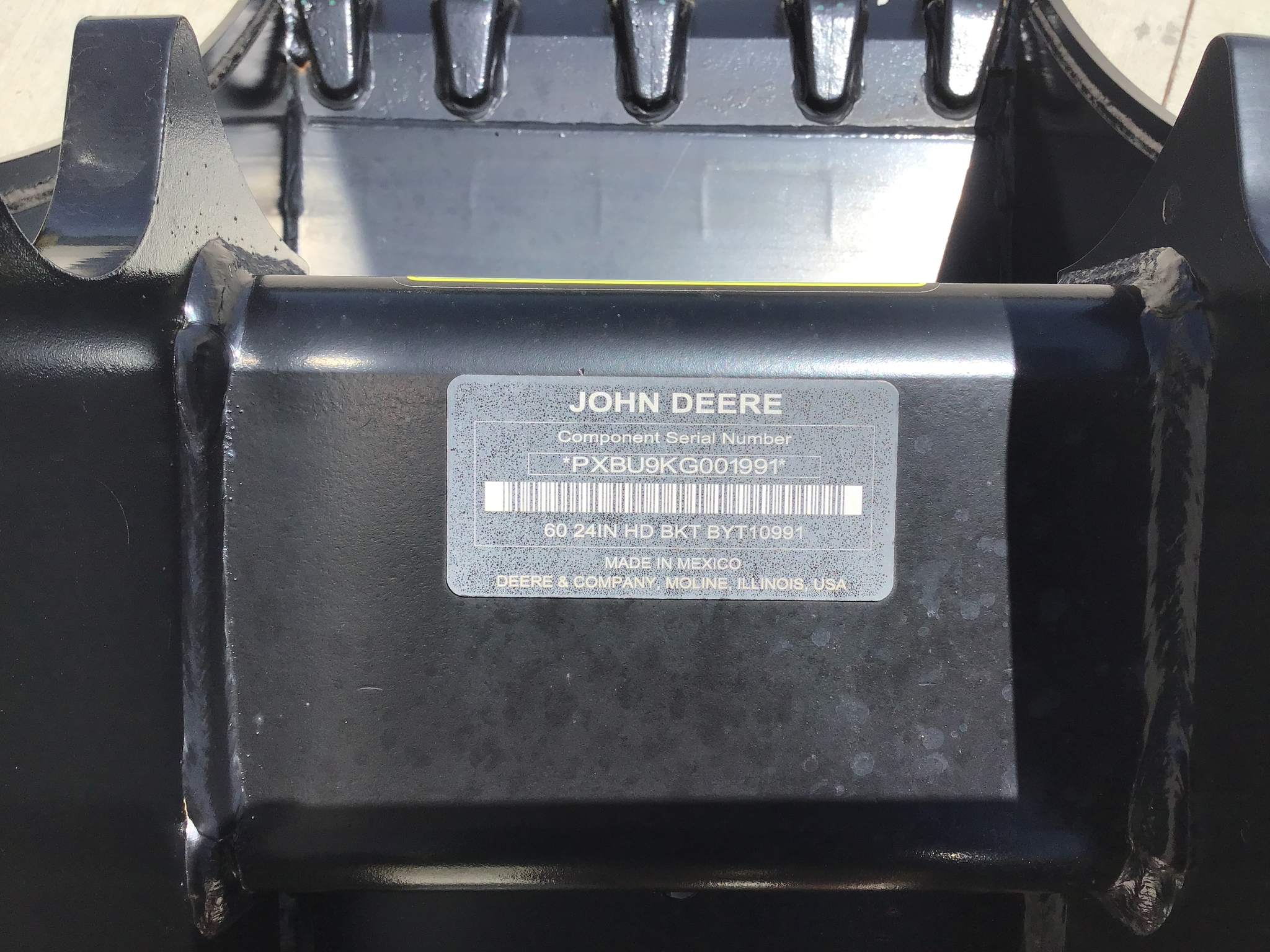 2024 John Deere BYT10991 24