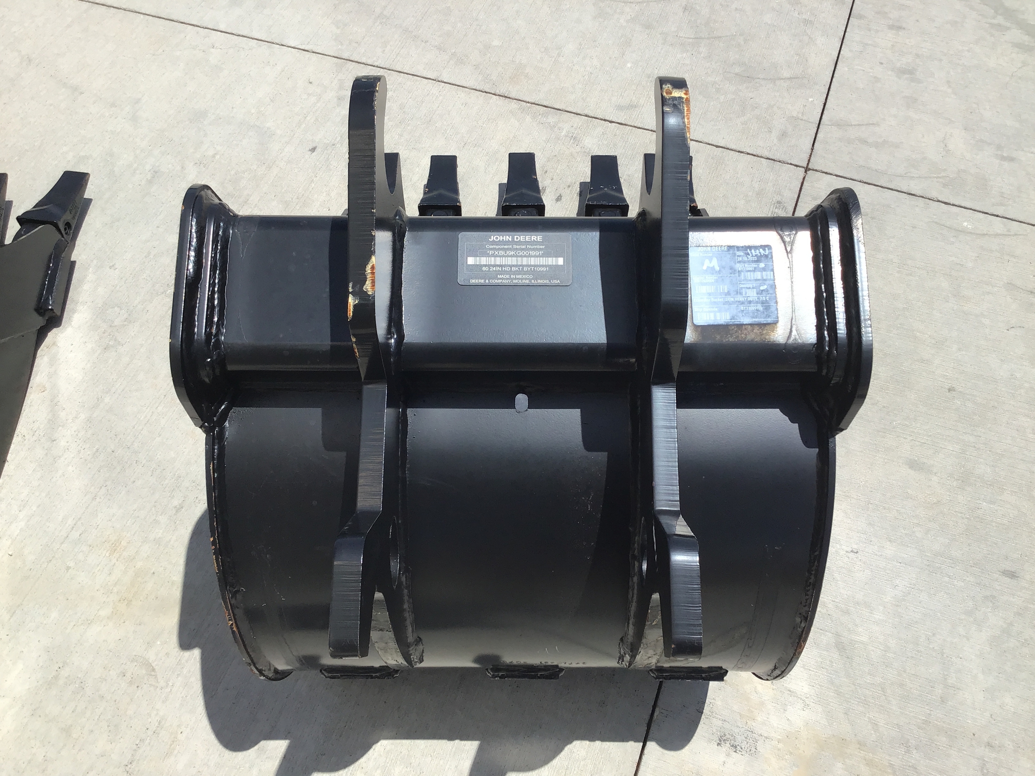 2024 John Deere BYT10991 24