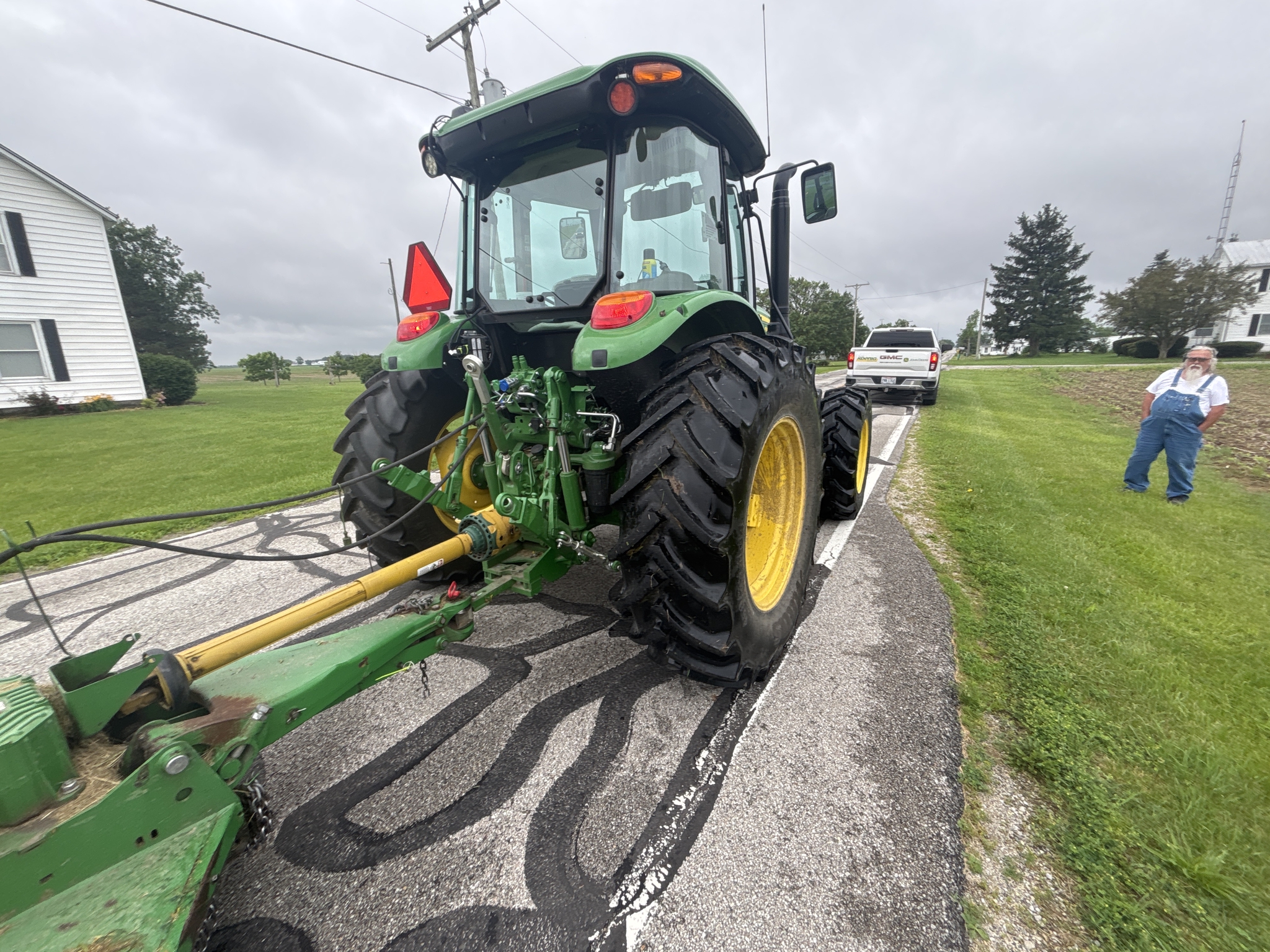 Used 2024 John Deere 6105E Utility Tractors at Koenig Equipment in Greenville, OH - PhotoXL3