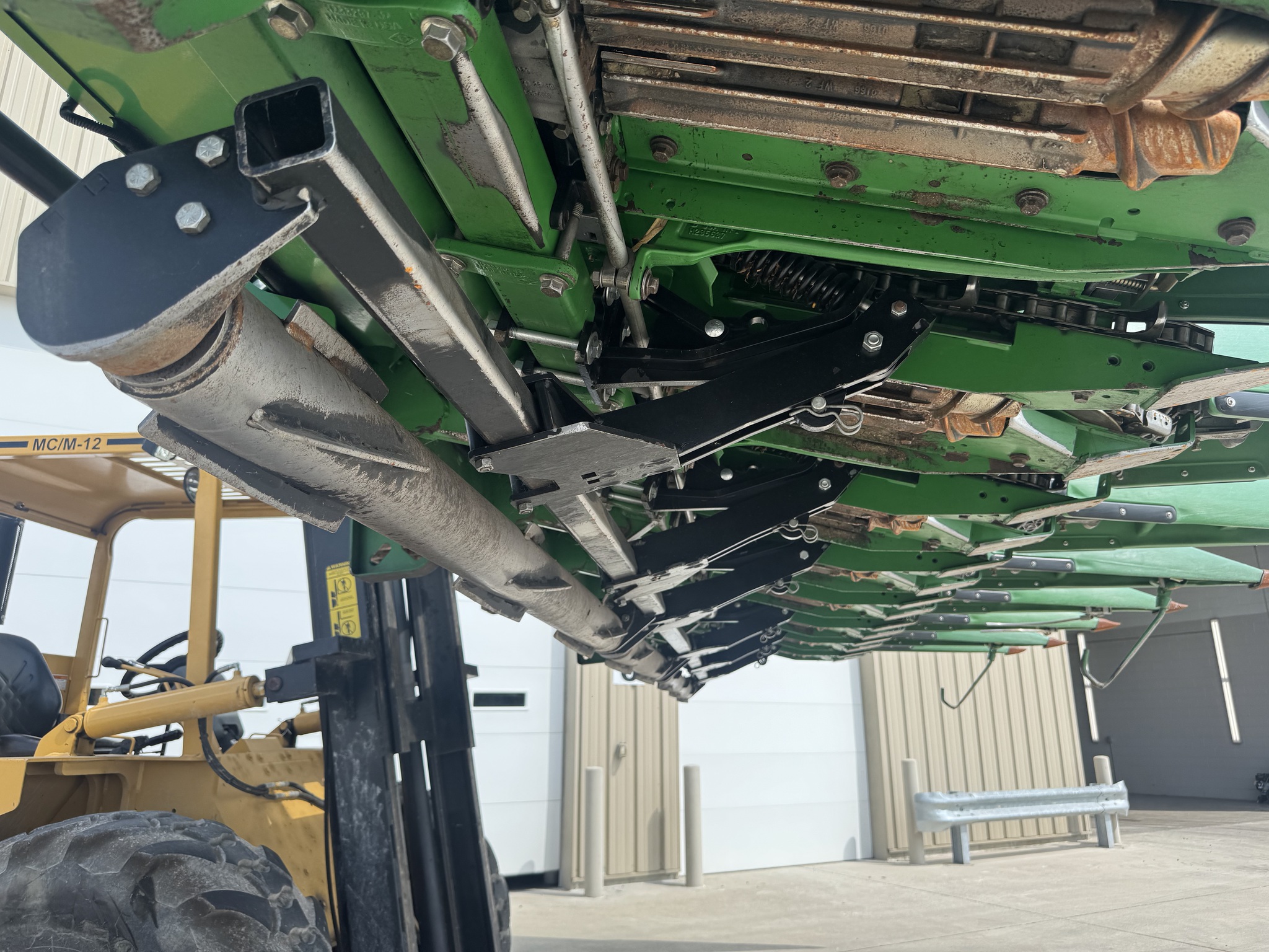 2010 John Deere 608C Image 15