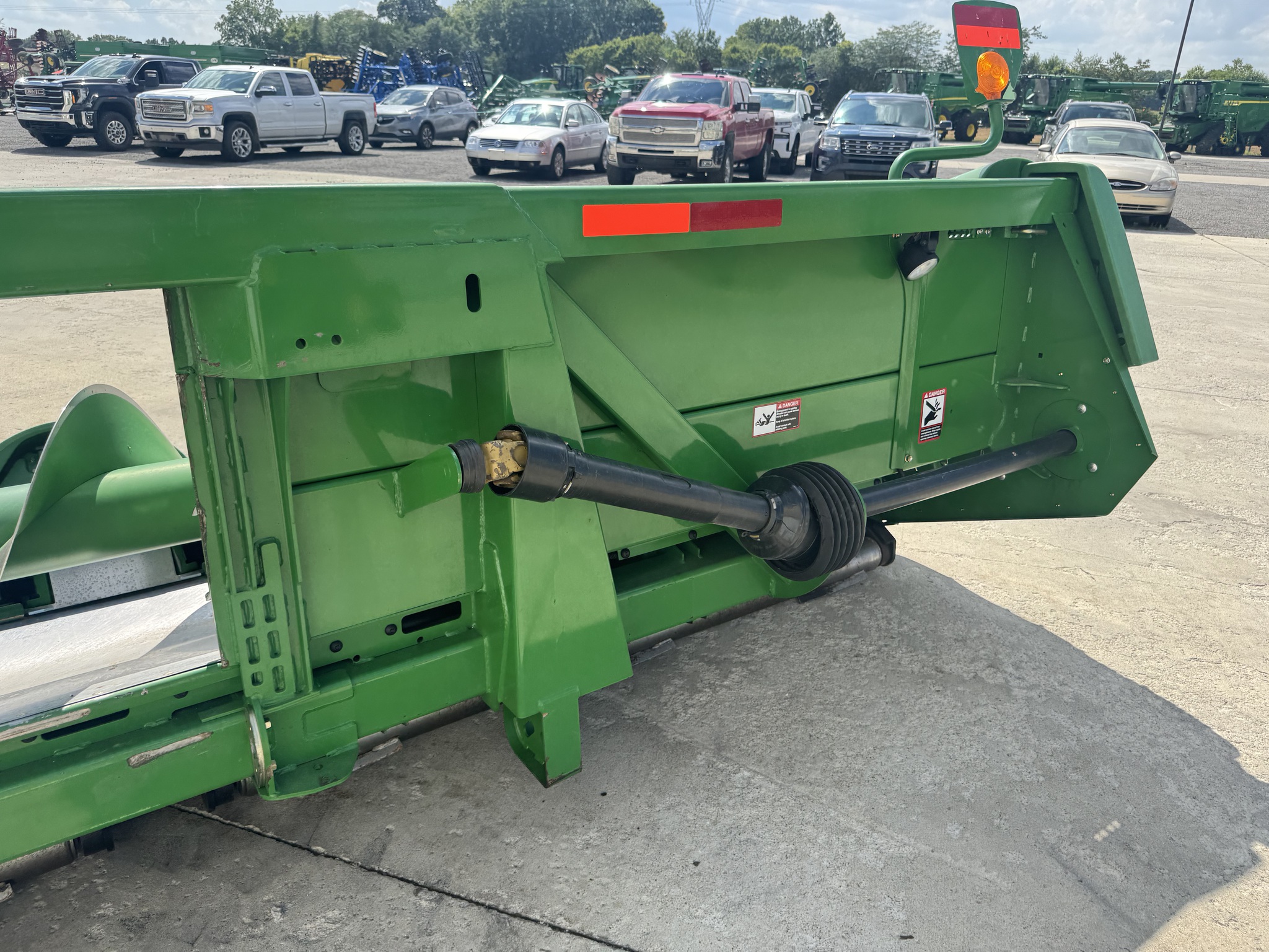2010 John Deere 608C Image 31