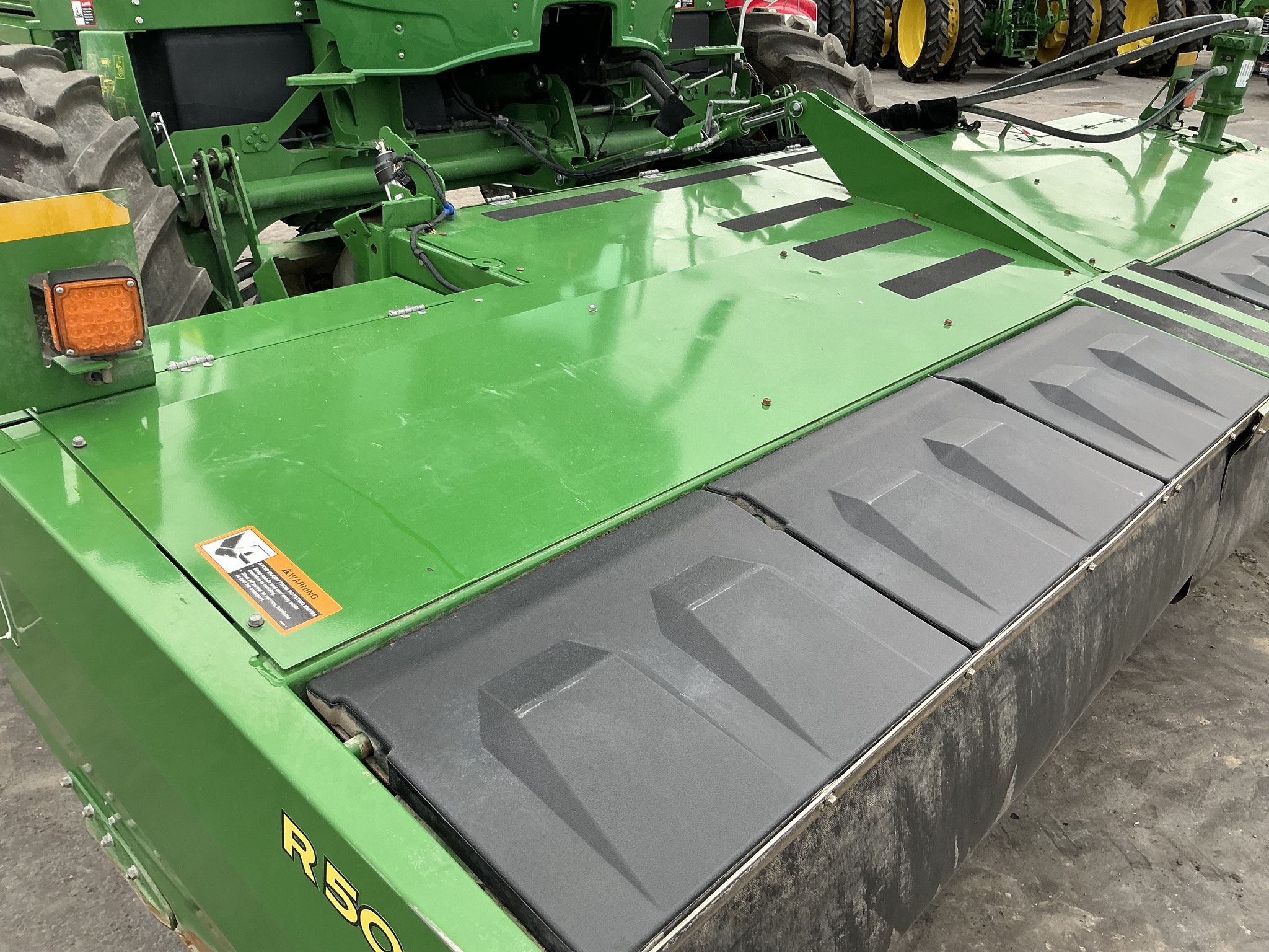 2023 John Deere W235R Image 9