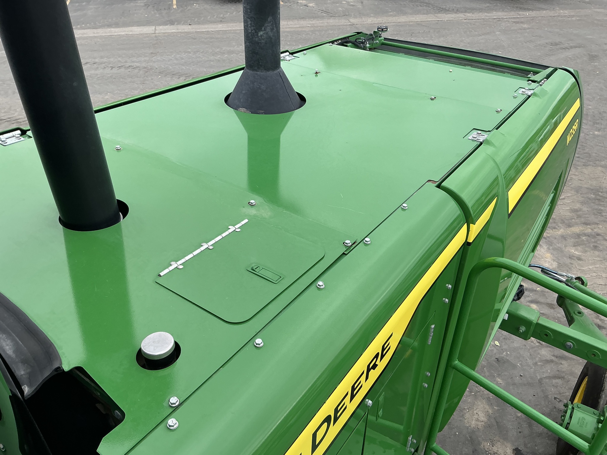 2023 John Deere W235R Image 22