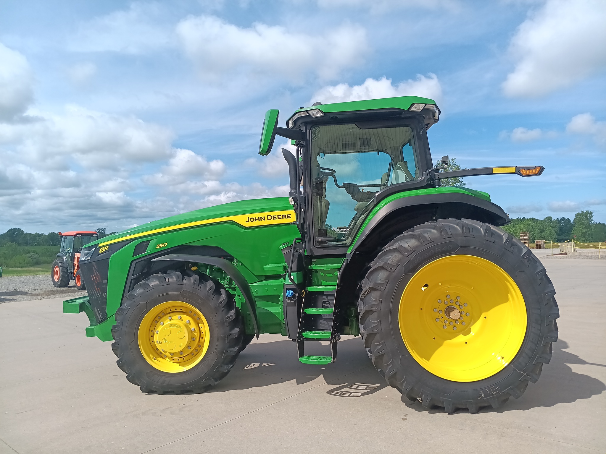 2024 John Deere 8R 250 Image 6
