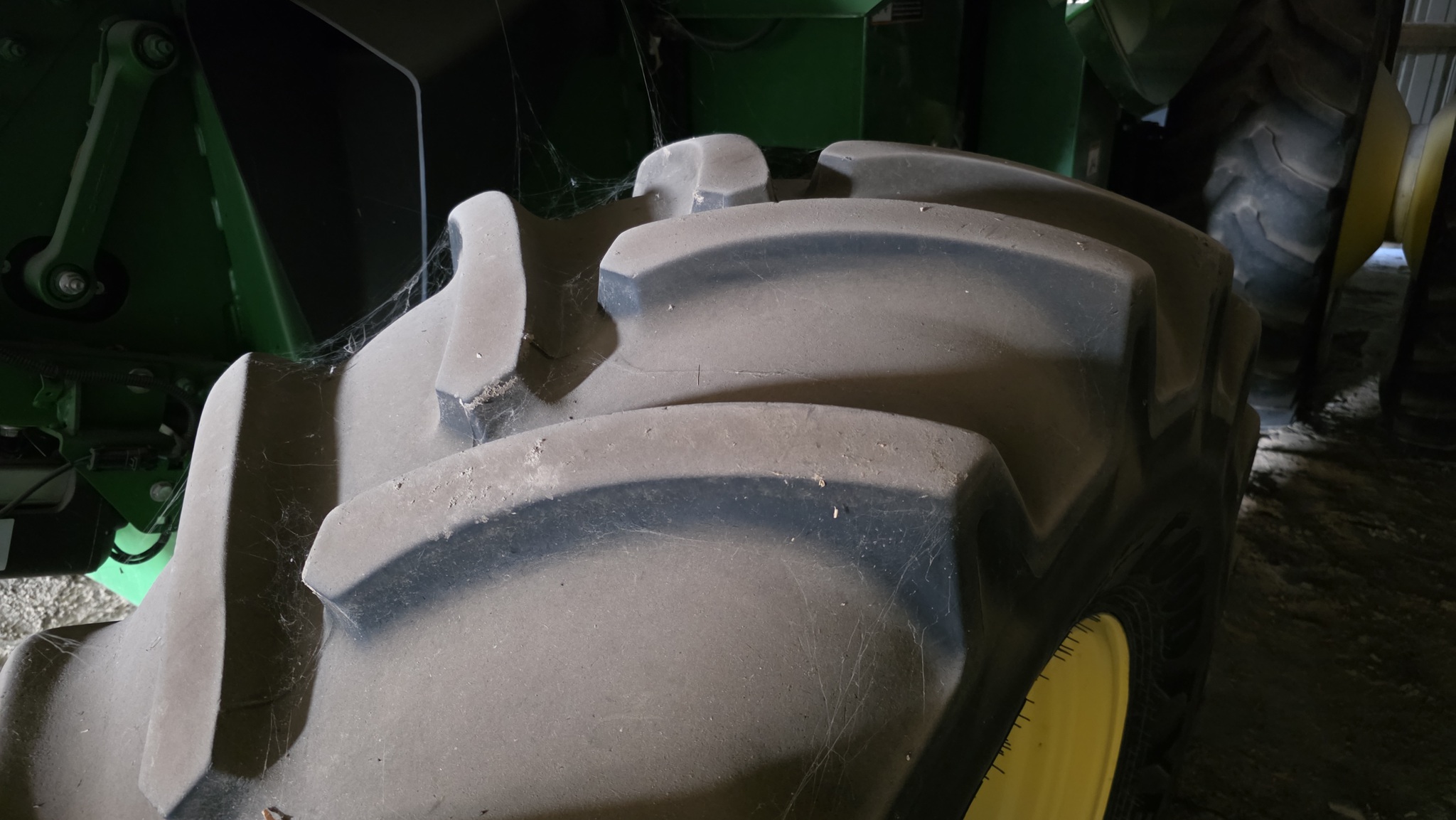 2016 John Deere S670 Image 4