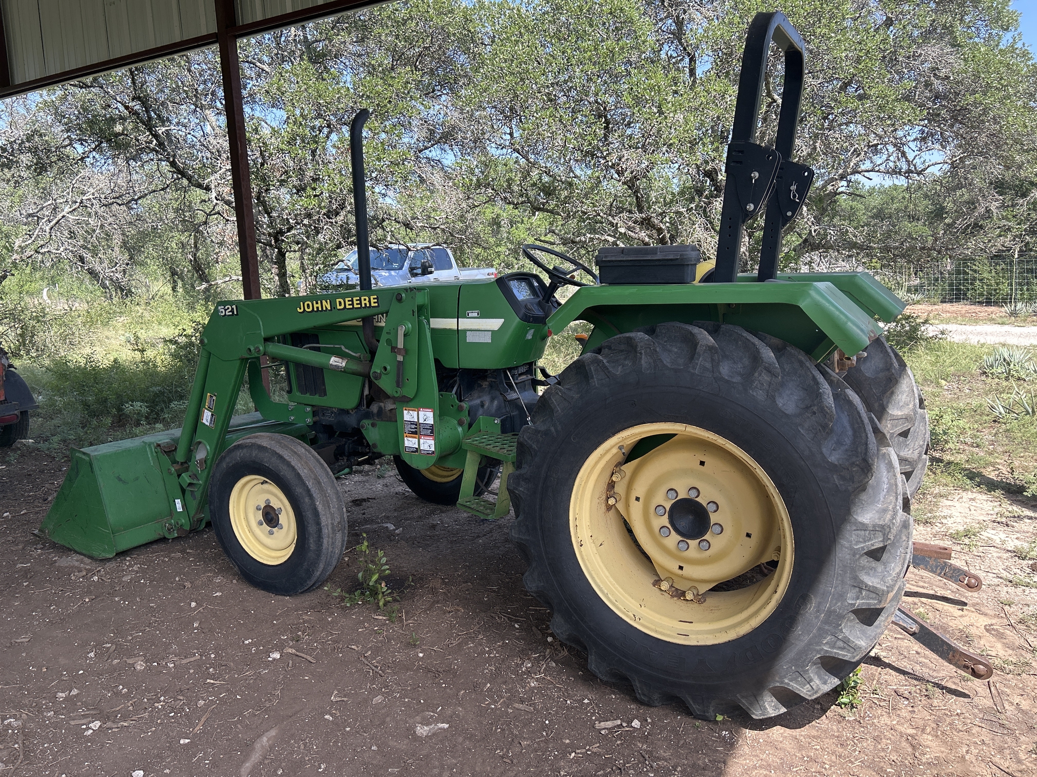 2005 John Deere 5303 Image 10