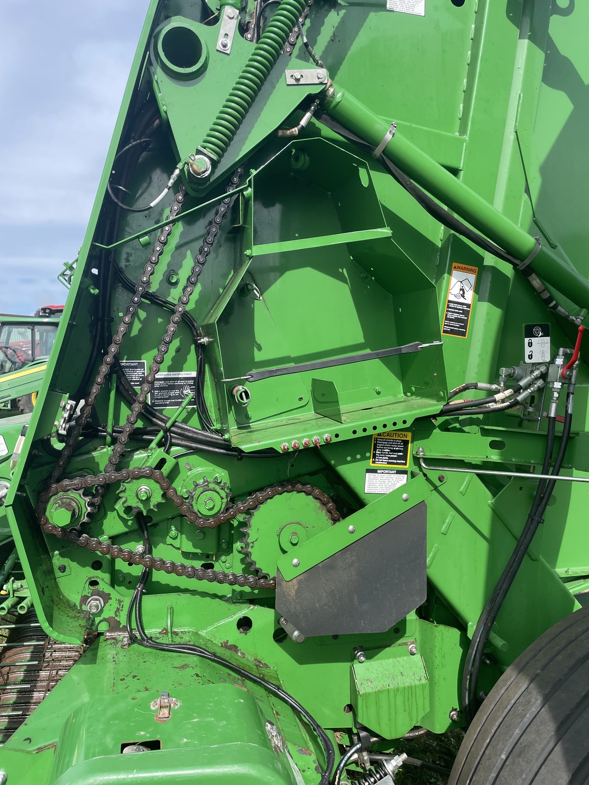 2020 John Deere 450M Image 16