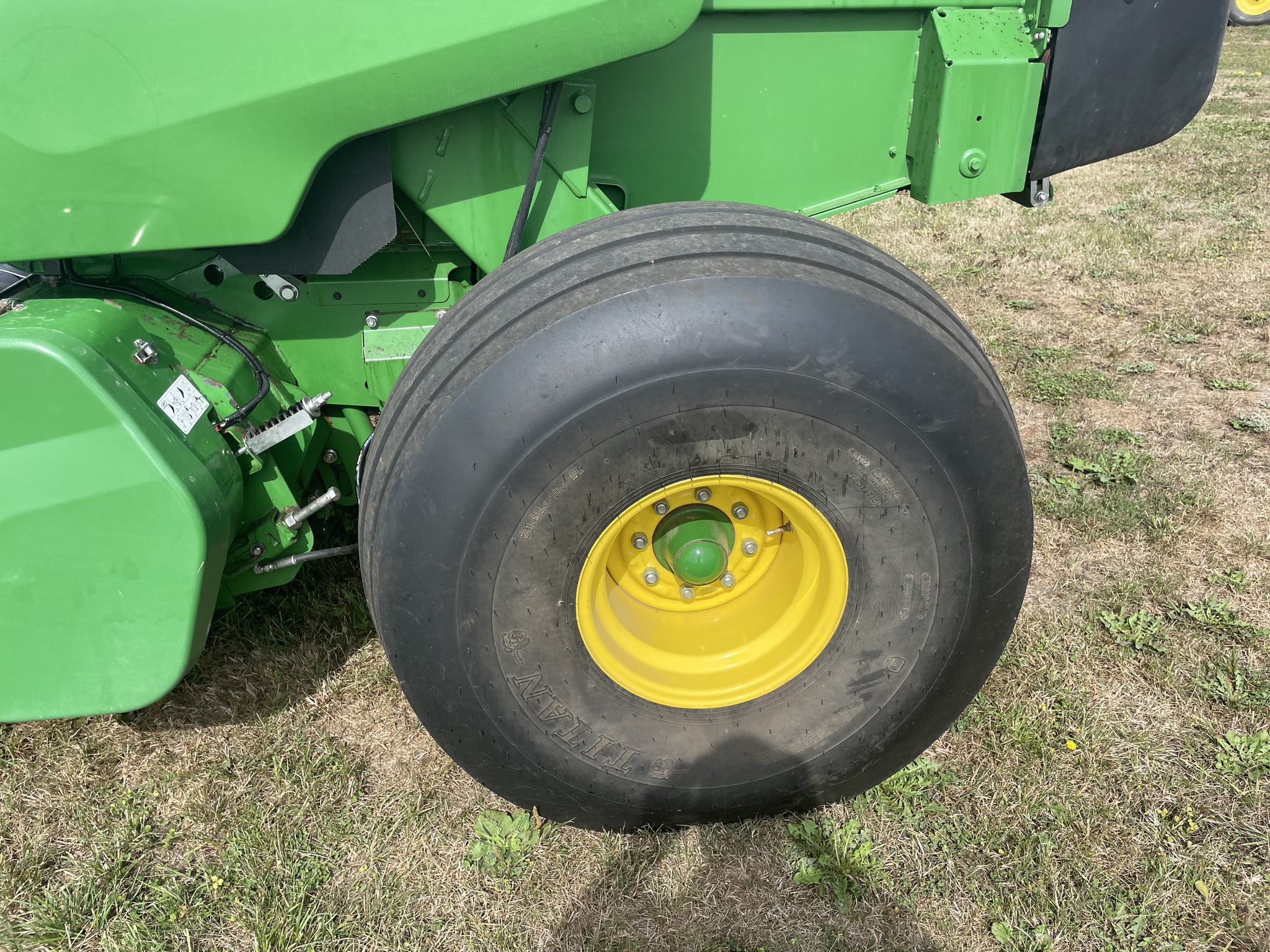 2020 John Deere 450M Image 13