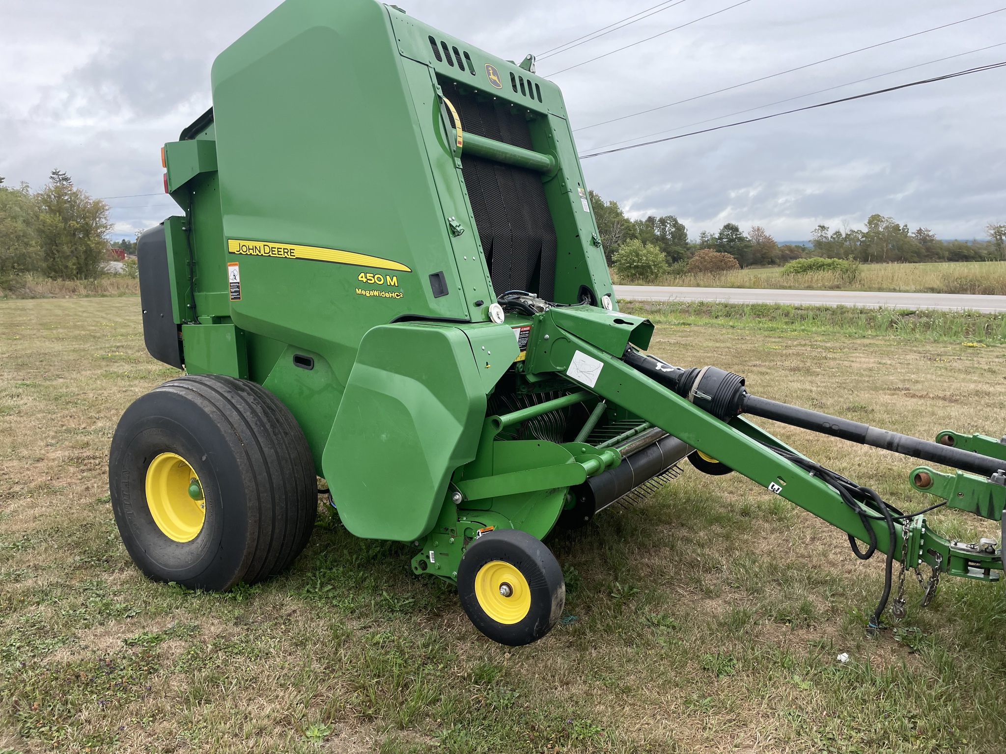 2020 John Deere 450M Image 6