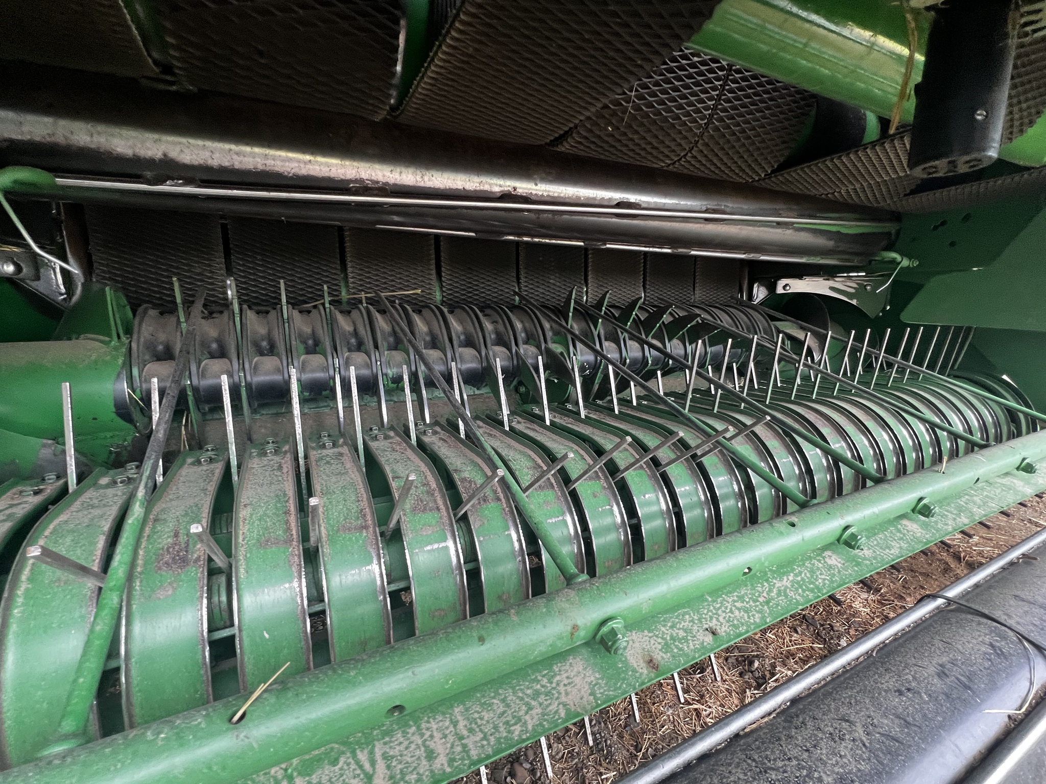 2021 John Deere 560M Image 11