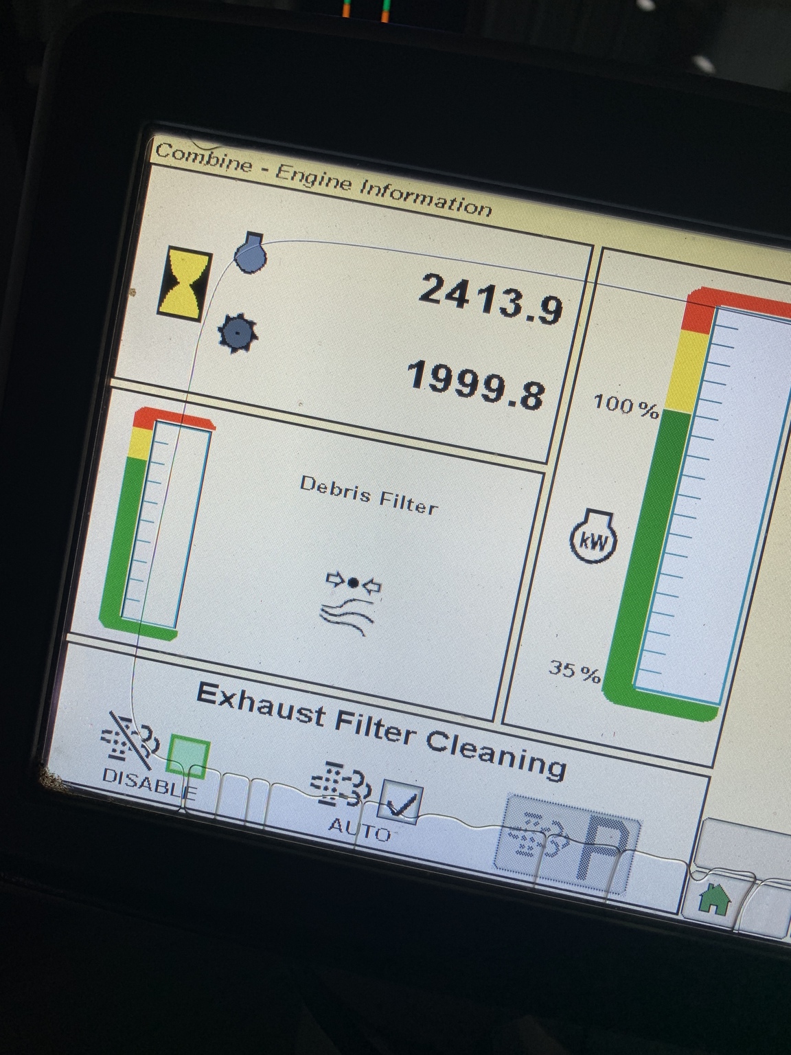2017 John Deere S690 Image 11