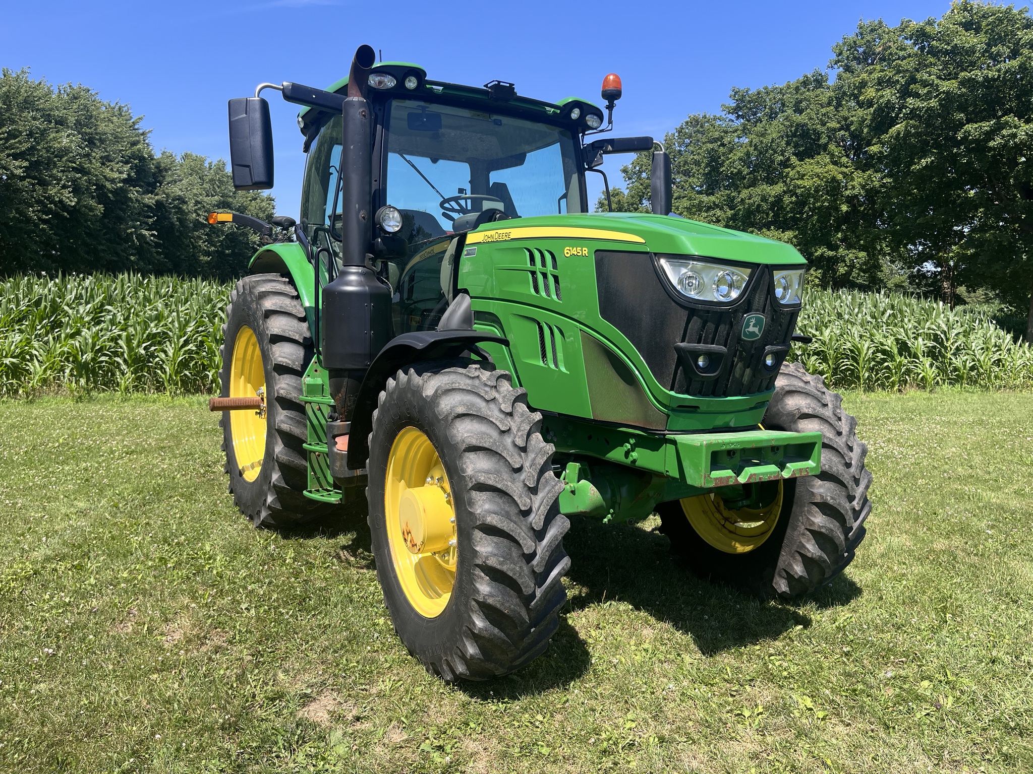 2020 John Deere 6145R Image 4