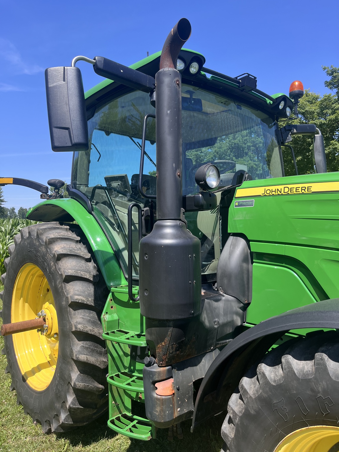 2020 John Deere 6145R Image 7