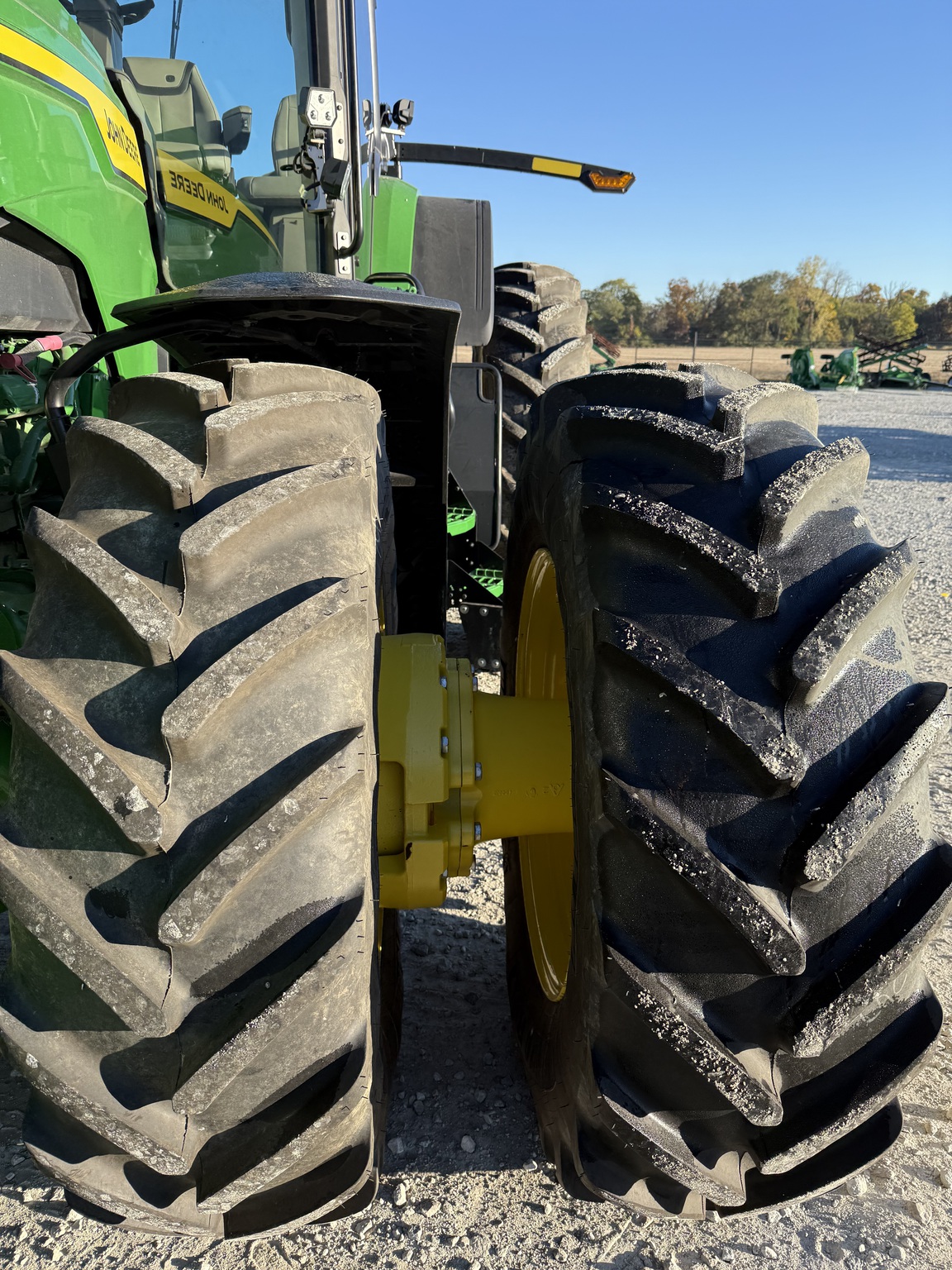 2024 John Deere 8R 370 Image 21