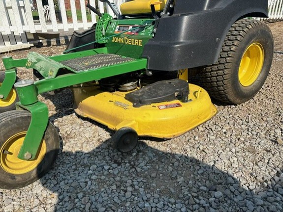 Photo of 2015 John Deere Z425