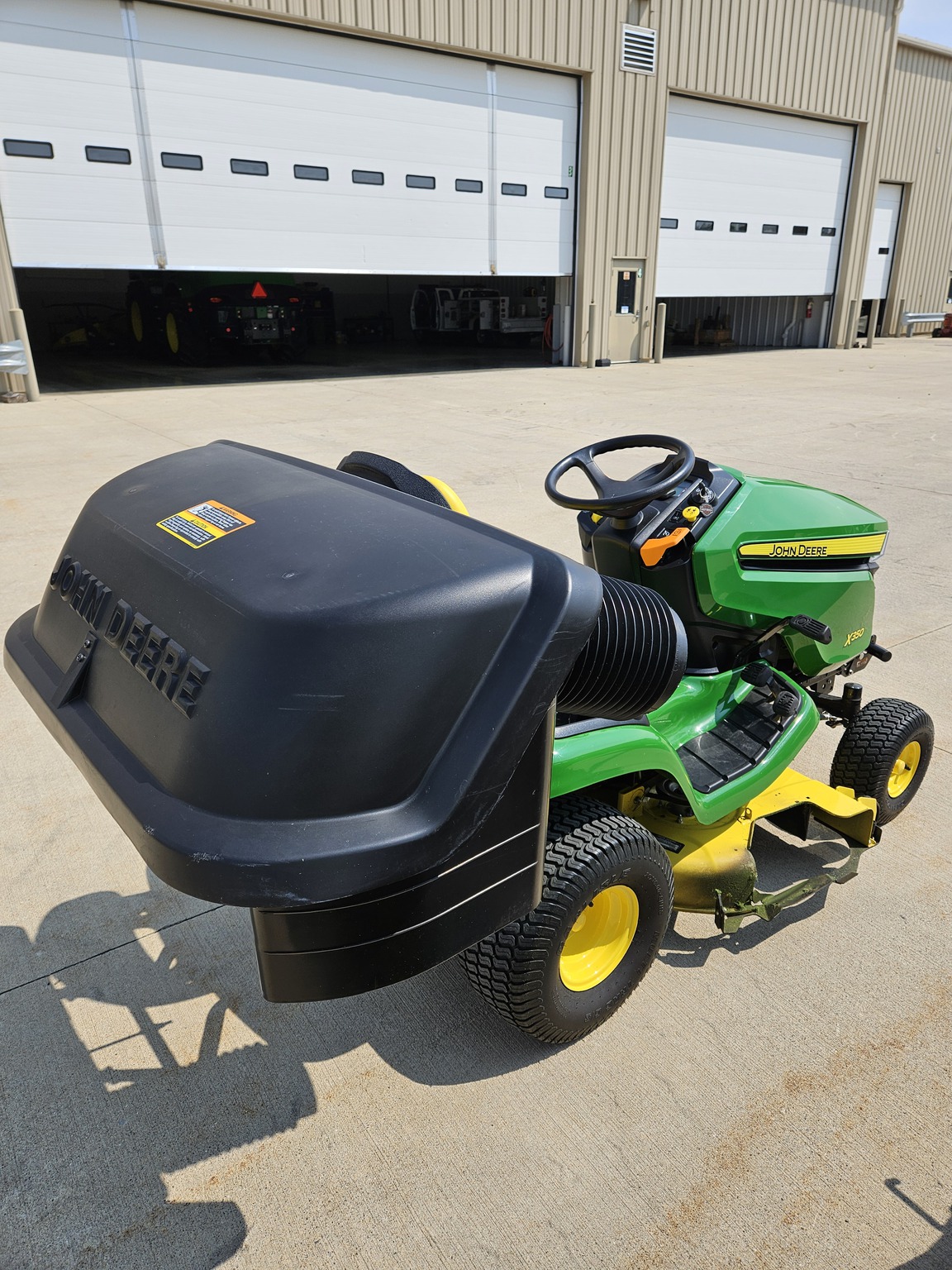 2019 John Deere X350 Image 3