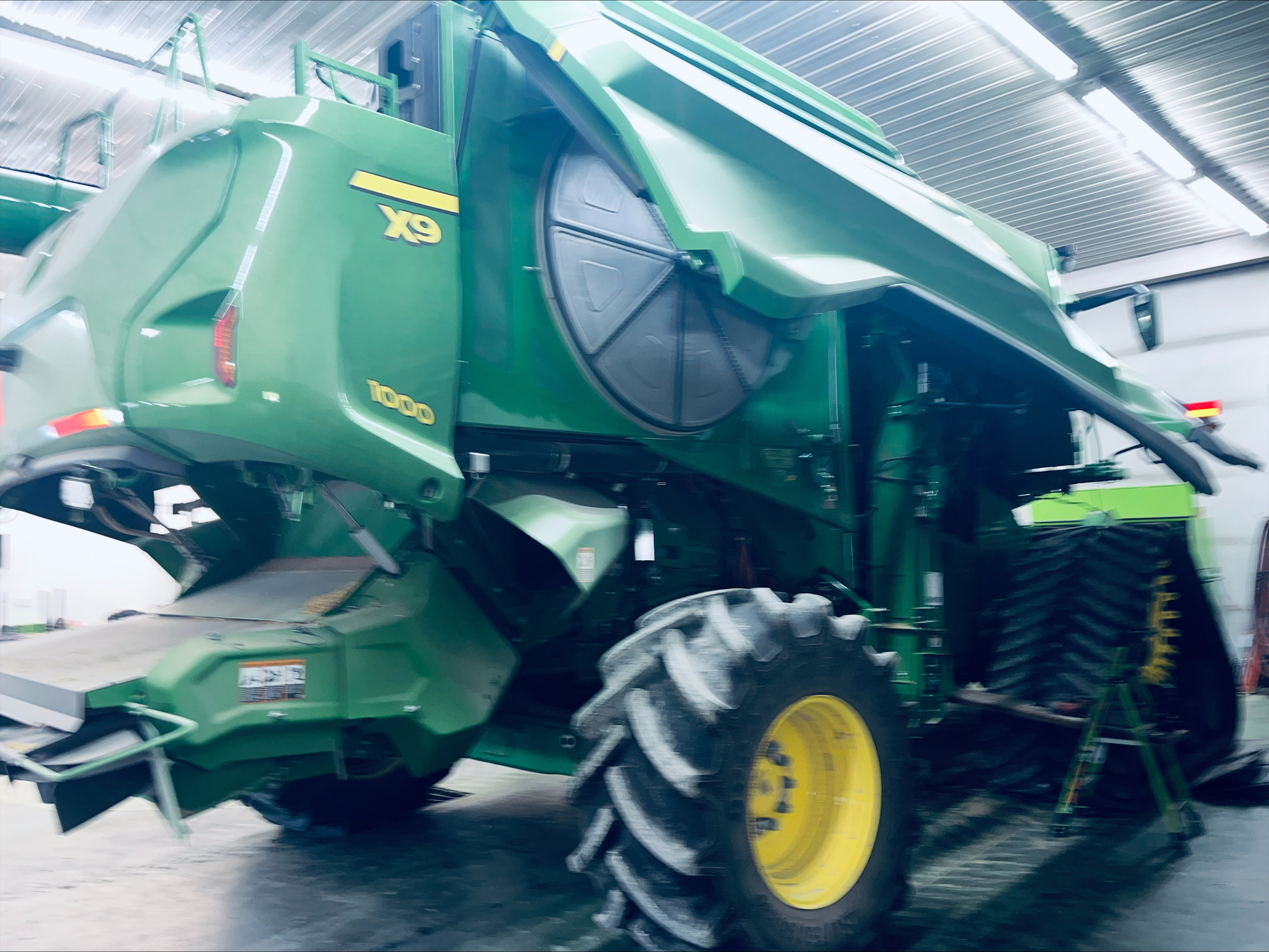 2024 John Deere X9 1000 Image 7
