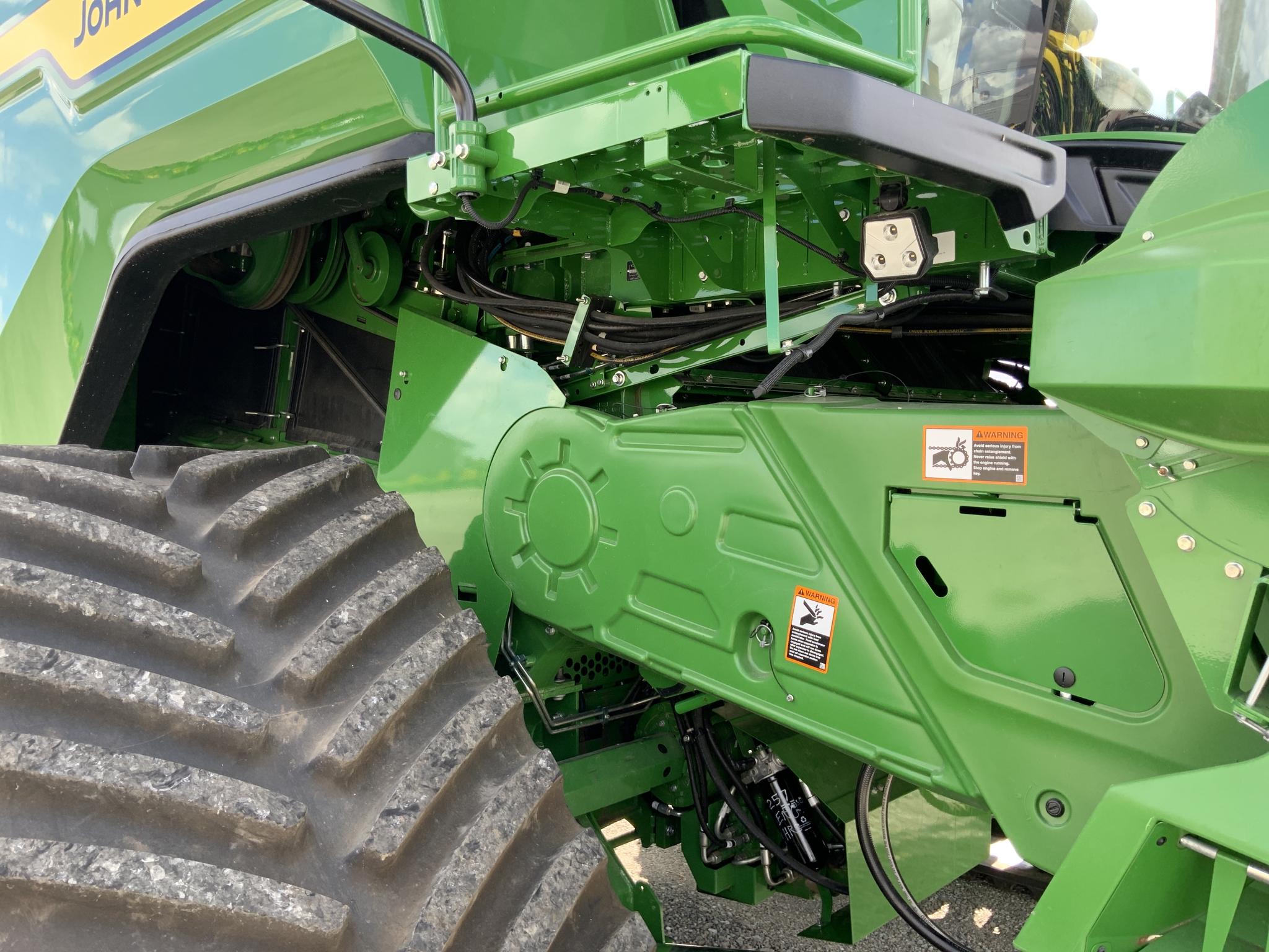 2024 John Deere X9 1000 Image 18