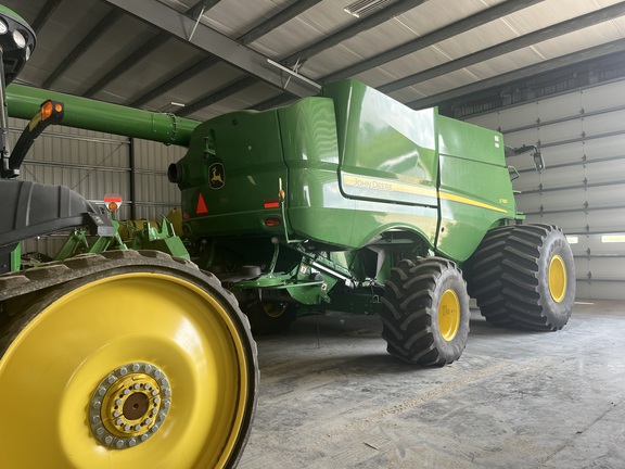 Used 2021 John Deere S780 Combines at Koenig Equipment in Anna, OH - Photo2