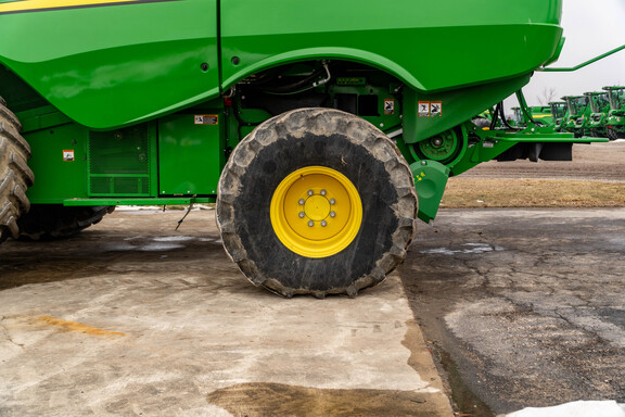 Used 2021 John Deere S780 Combines at Koenig Equipment in Anna, OH - Photo9