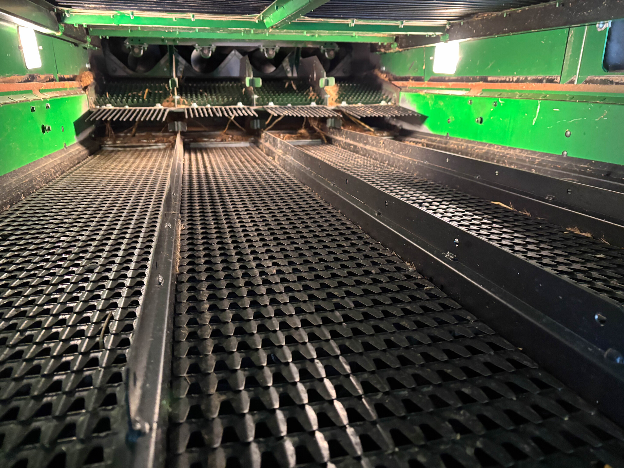 Used 2021 John Deere S780 Combines at Koenig Equipment in Anna, OH - PhotoXL26