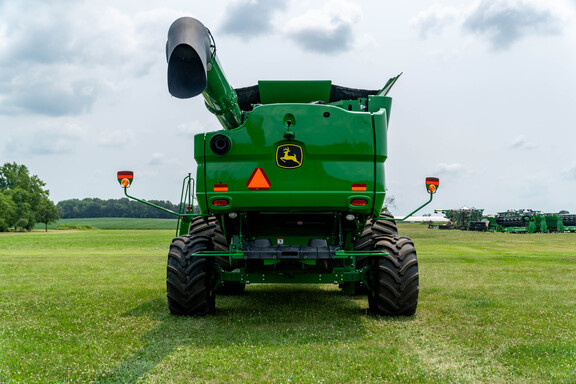 Used 2021 John Deere S780 Combines at Koenig Equipment in Anna, OH - Photo3