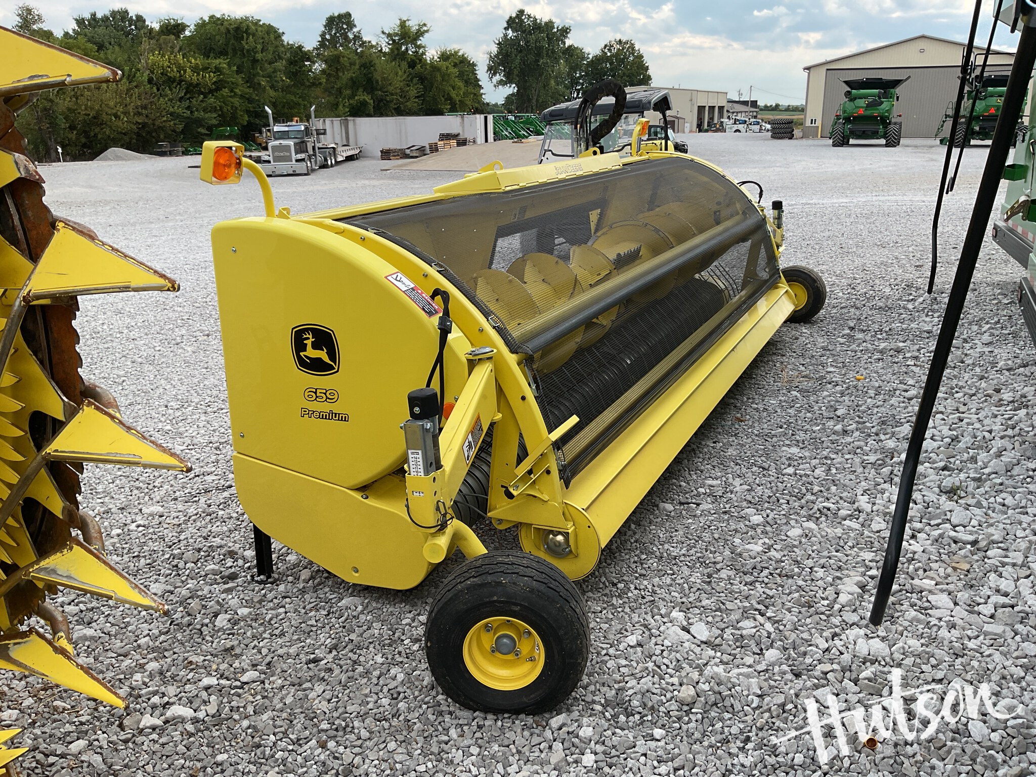 2022 John Deere 659