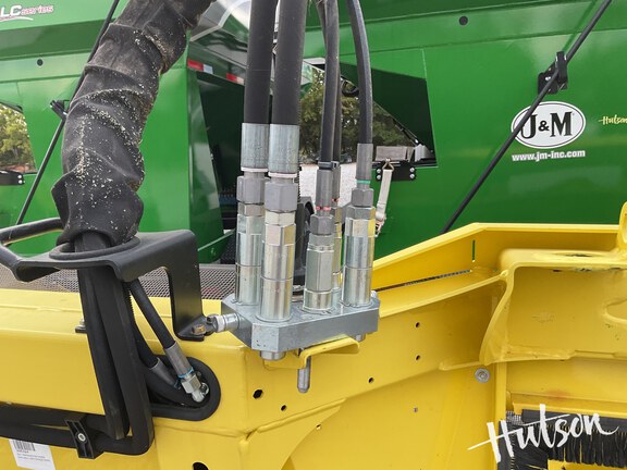 Photo of 2022 John Deere 659