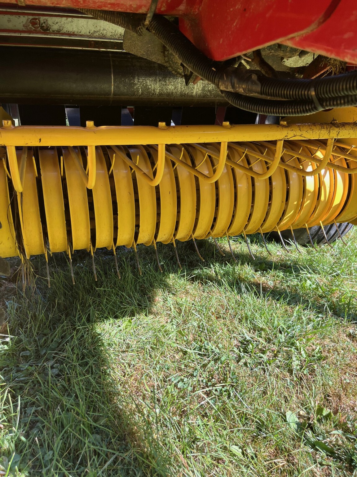 2022 New Holland Rollbelt 450 Utility Image 2