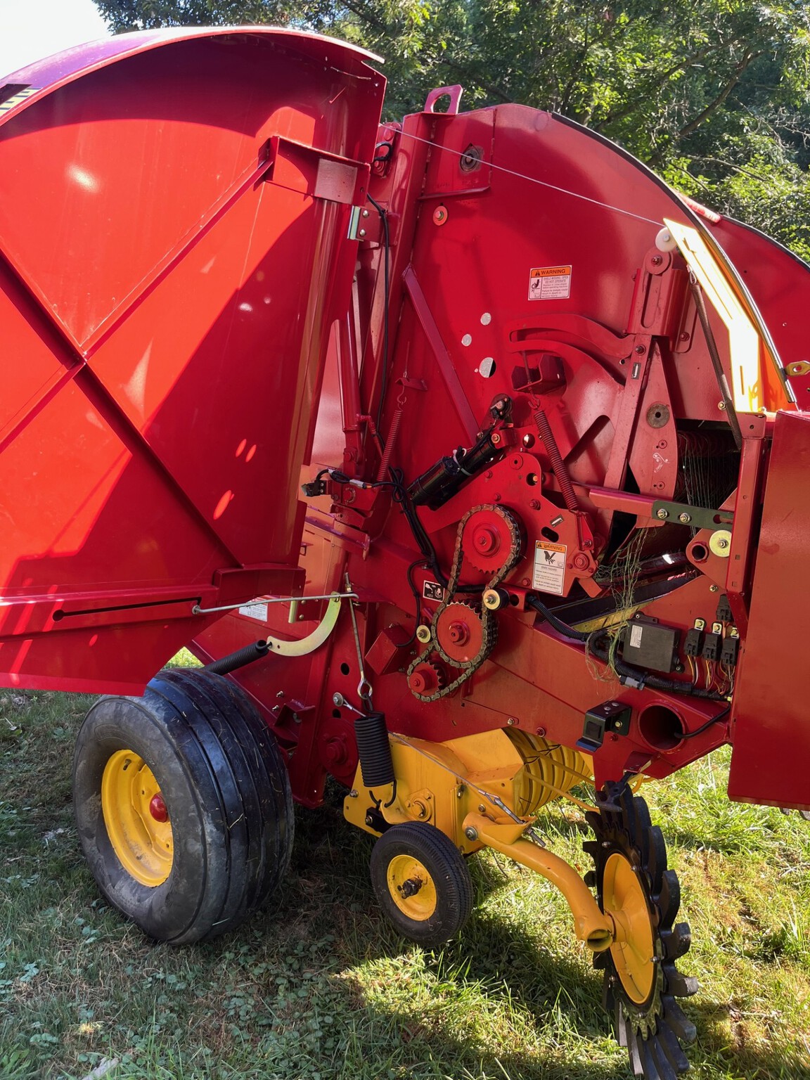 2022 New Holland Rollbelt 450 Utility Image 5