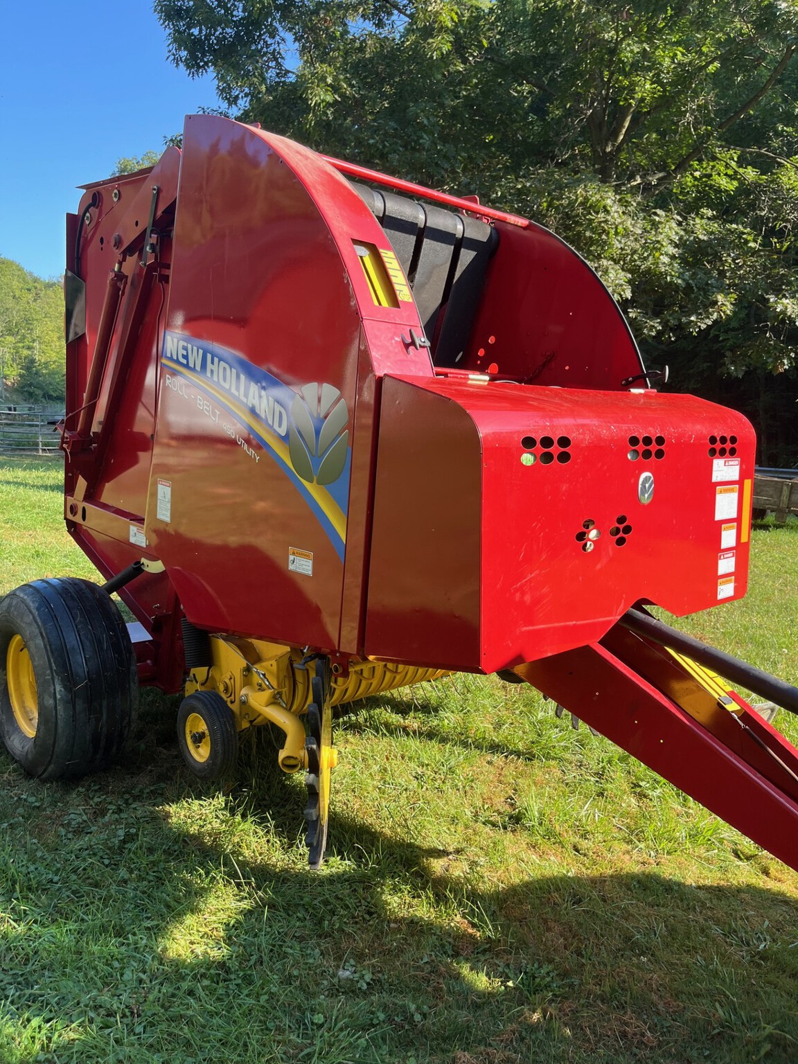 2022 New Holland Rollbelt 450 Utility Image 4