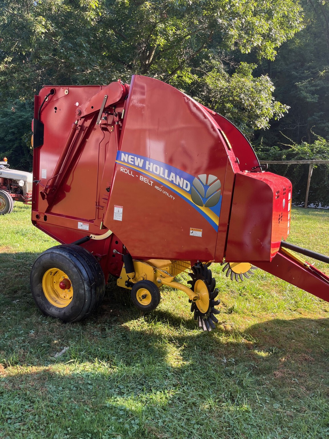 2022 New Holland Rollbelt 450 Utility Image 3