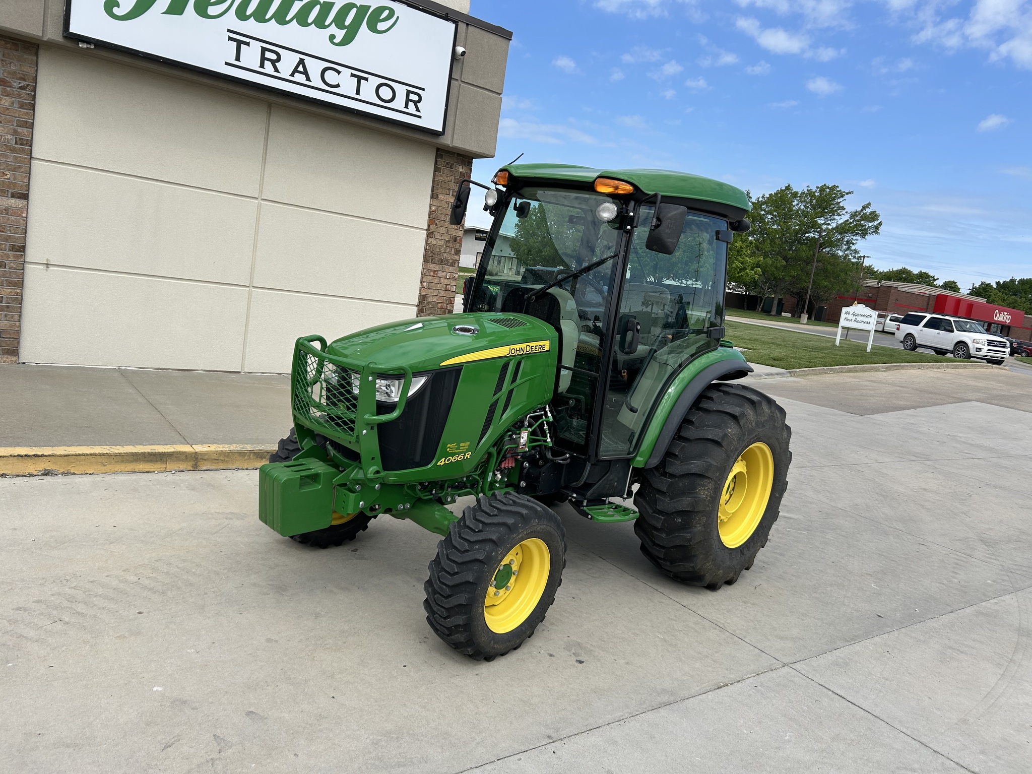  2015 John Deere 4066R at Heritage Tractor in Olathe, KS