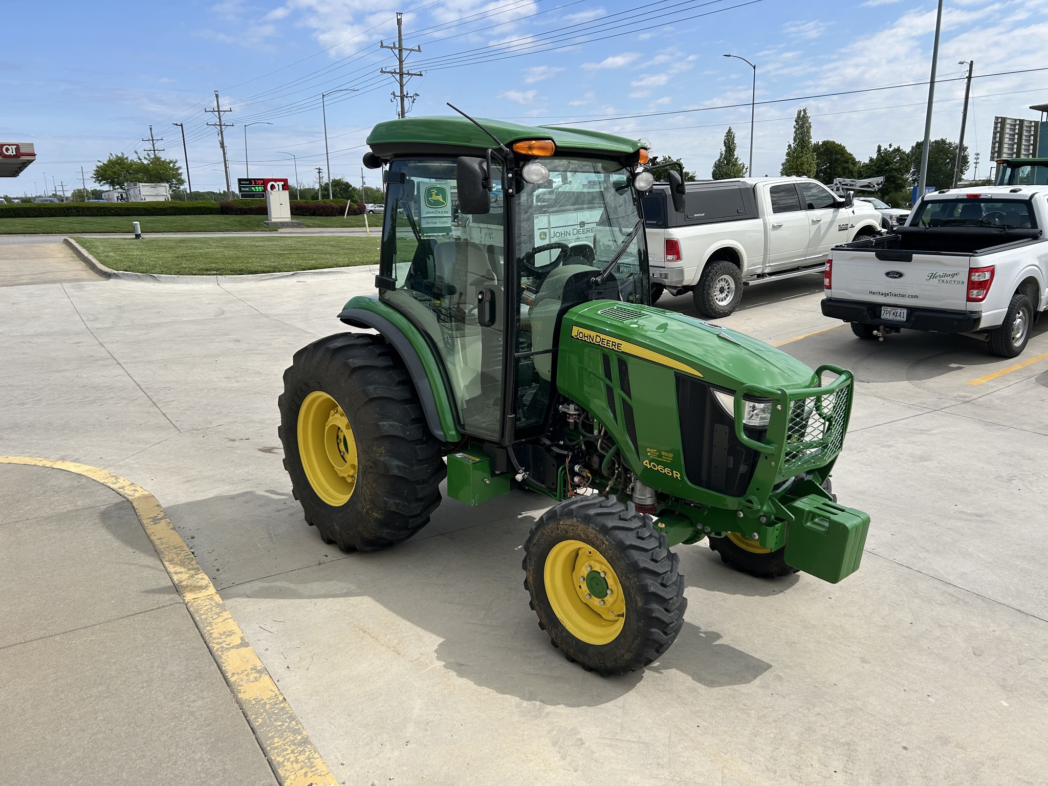  2015 John Deere 4066R at Heritage Tractor in Olathe, KS
